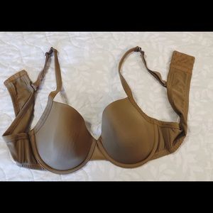 LANE BRYANT CACIQUE BRA / Size: 44B